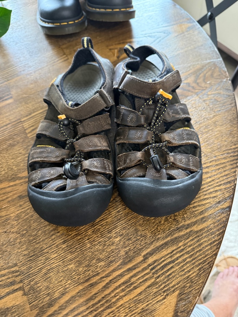 Keen Kids Brown and Black Closed-Toe Outdoor Sandals